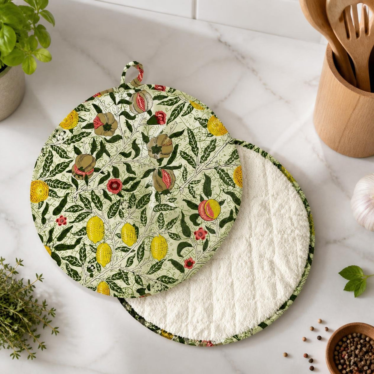 William Morris Fruit Range Cooker Pad 37cm