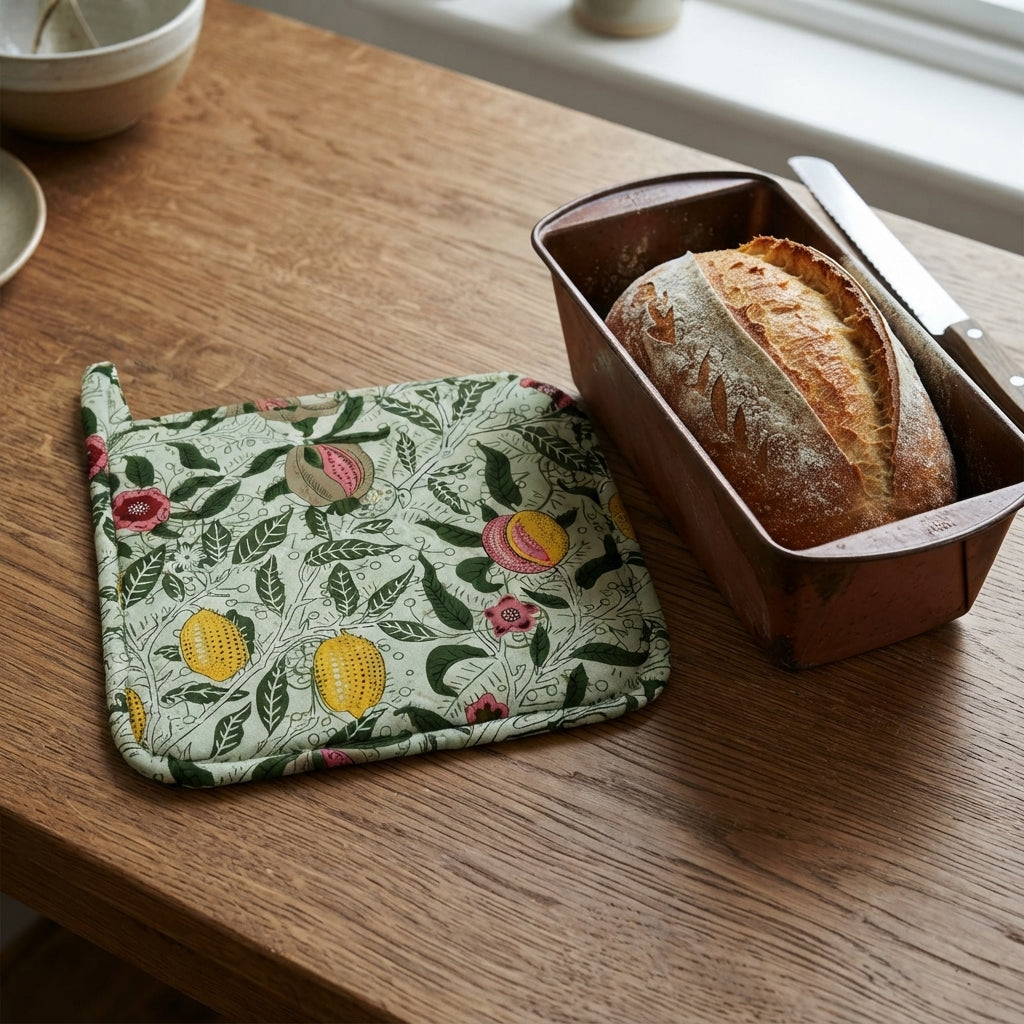 William Morris Fruit Pot Holder