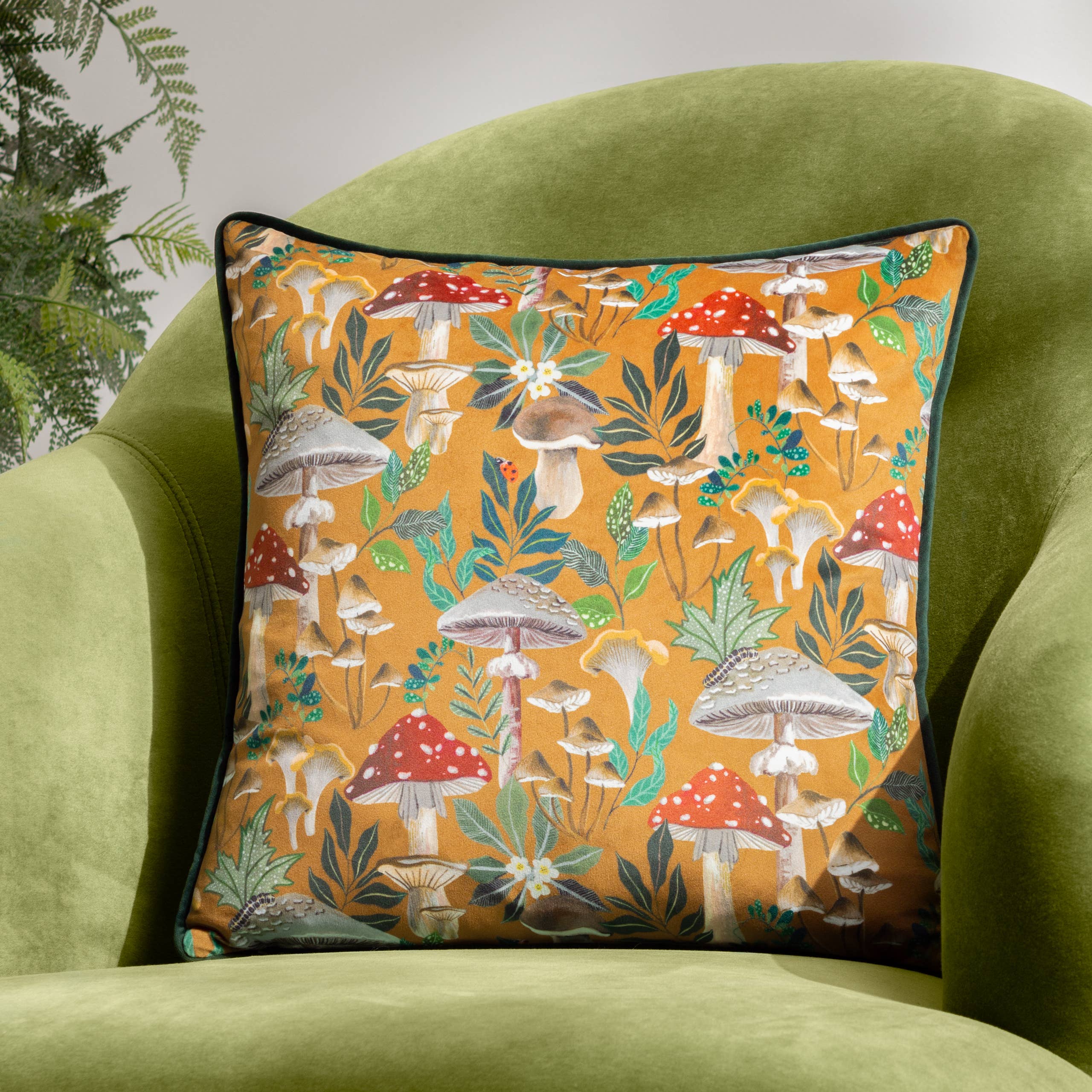 Wild Garden Mushroom Repeat Cushion Gold (43 x 43 cm)